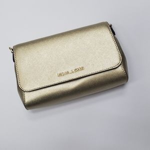 NWT Michael Kors Jet Set item Medium convertible